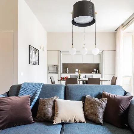 Apartment Palazzo Visconti - By Myhomeincomo *