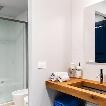Palazzo Visconti - By Myhomeincomo Apartment Como